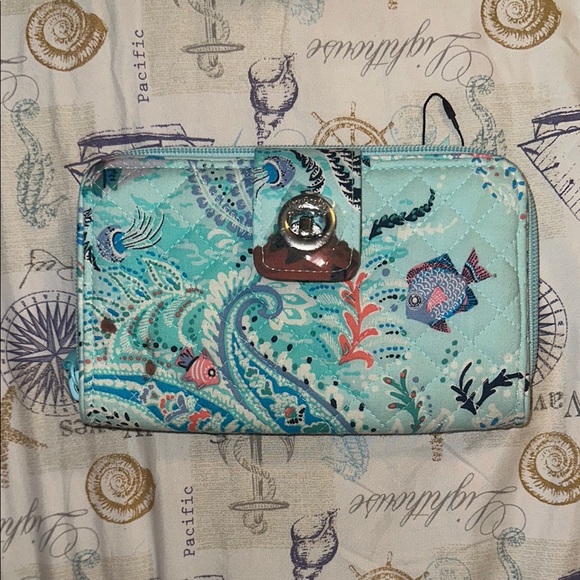 Vera Bradley Handbags - Vera Bradley Aqua Paisley Fish Clutch